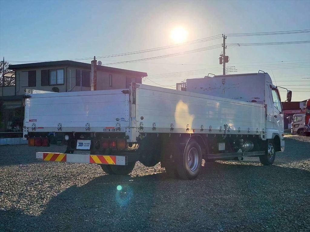 三菱ふそうファイターアルミブロック中型（4t）[写真04]