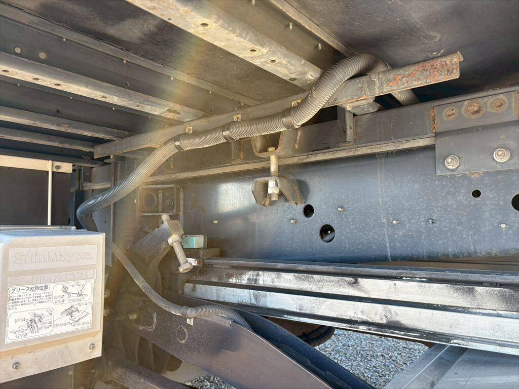 日野プロフィアアルミウイング大型（10t）[写真10]