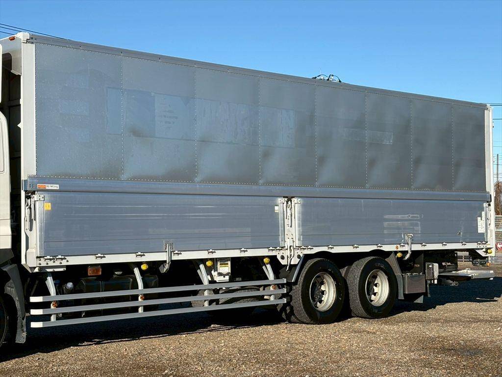 日野プロフィアアルミウイング大型（10t）[写真04]