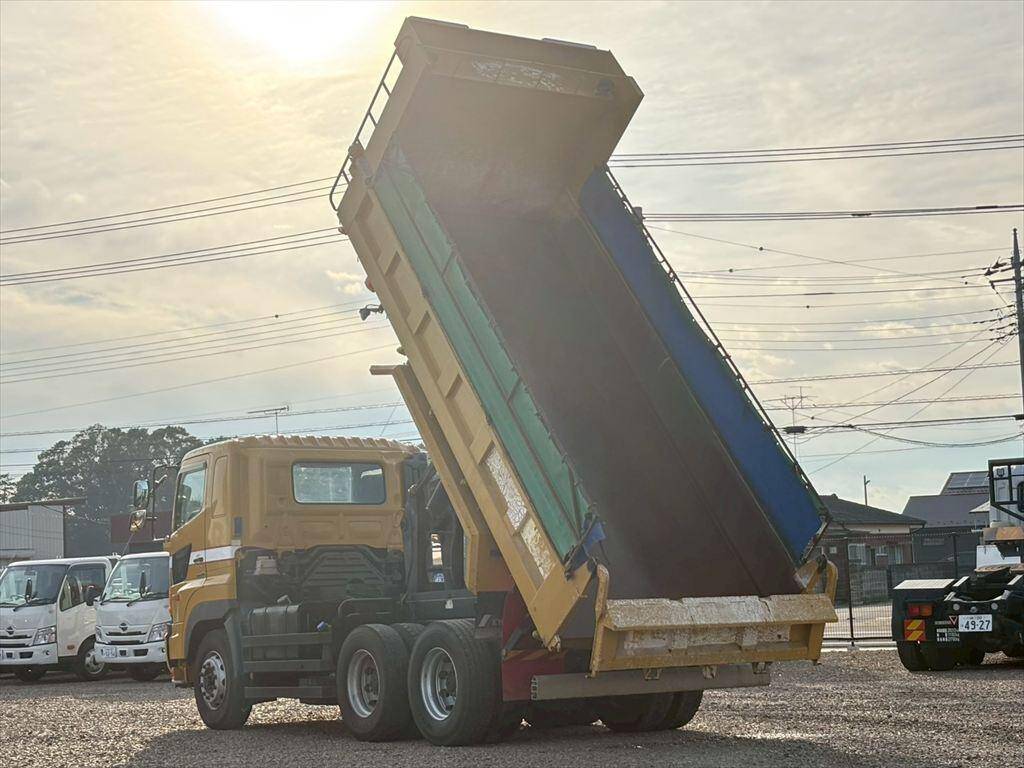 日野プロフィアダンプ大型（10t）[写真10]