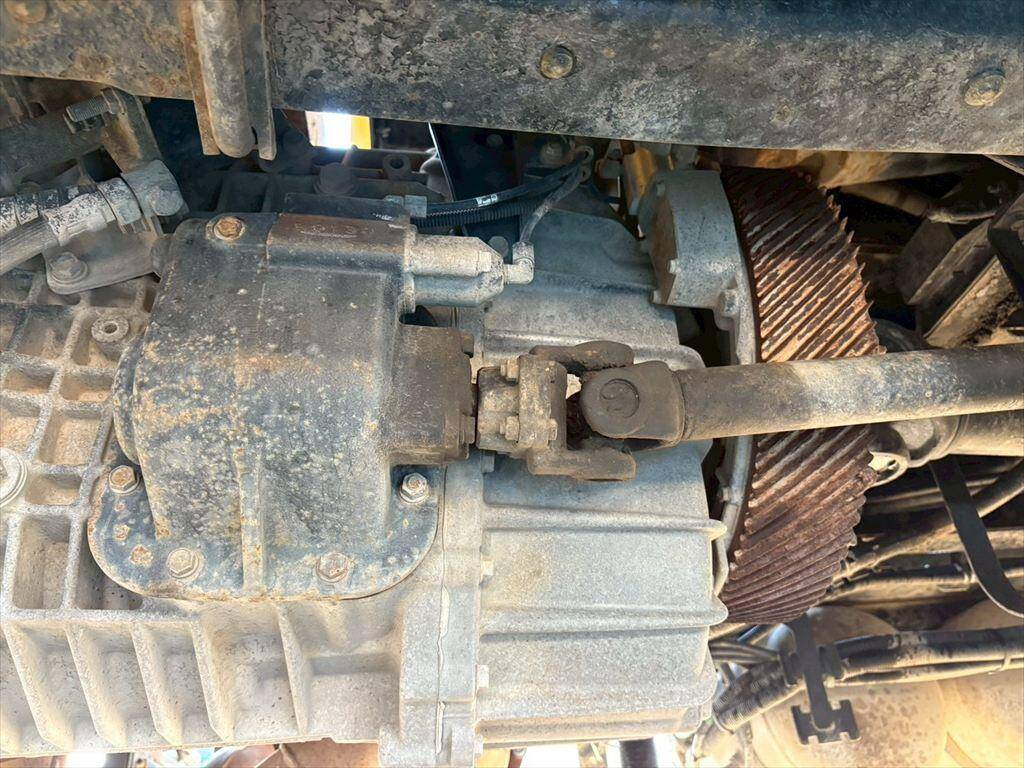 日野プロフィアダンプ大型（10t）[写真16]