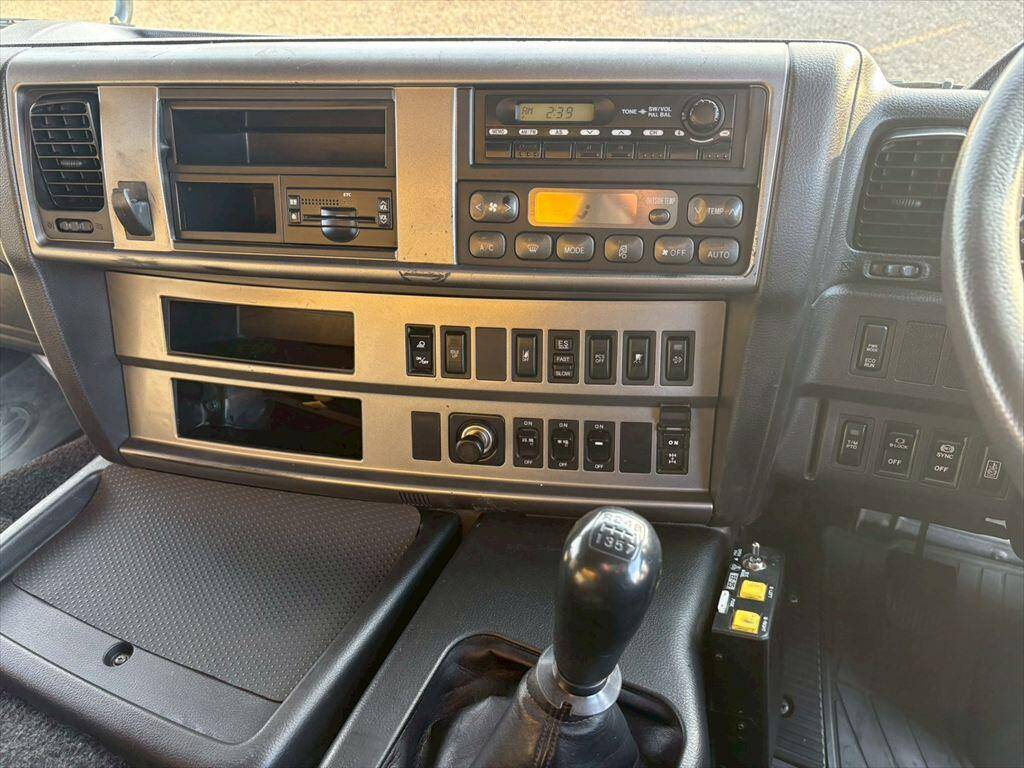 日野プロフィアダンプ大型（10t）[写真20]