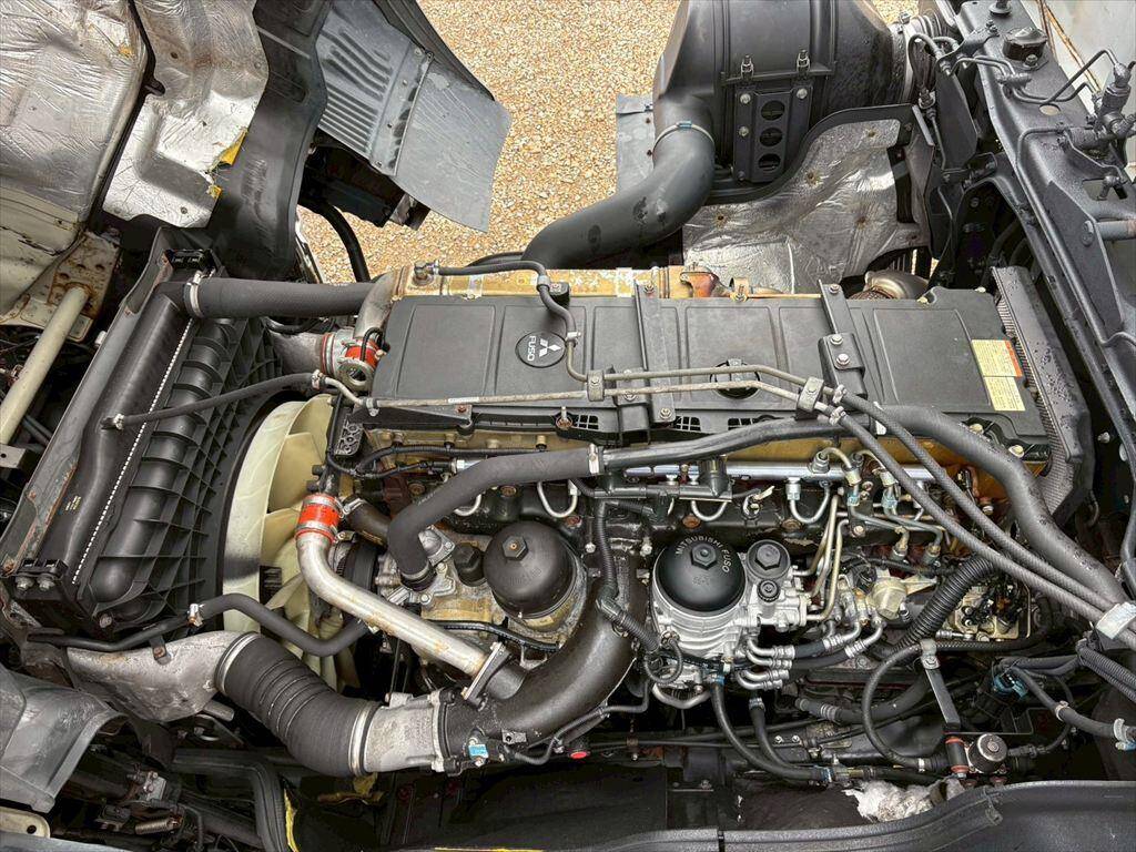 三菱ふそうスーパーグレートアルミブロック大型（10t）[写真14]