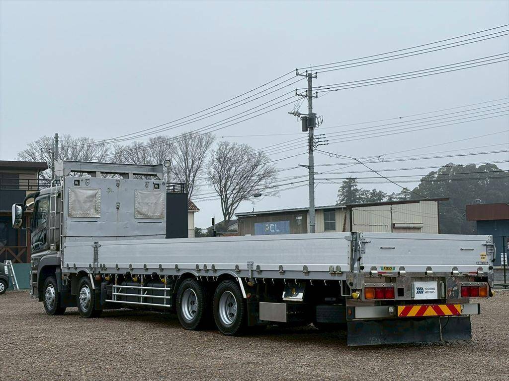 三菱ふそうスーパーグレートアルミブロック大型（10t）[写真02]