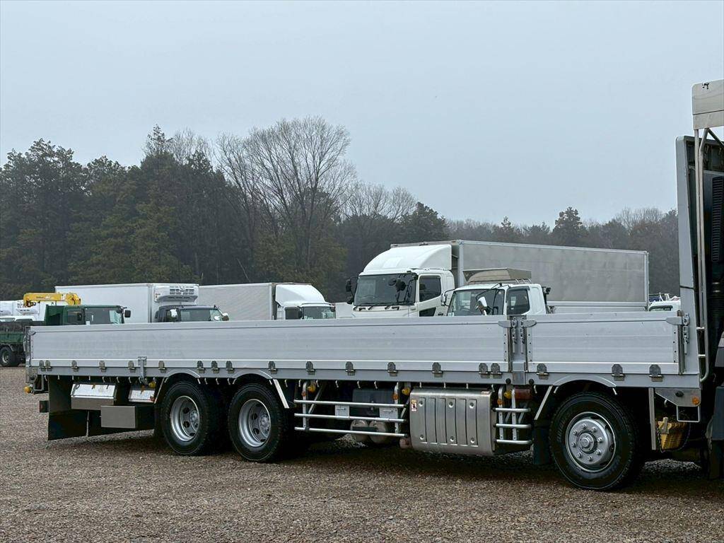 三菱ふそうスーパーグレートアルミブロック大型（10t）[写真04]