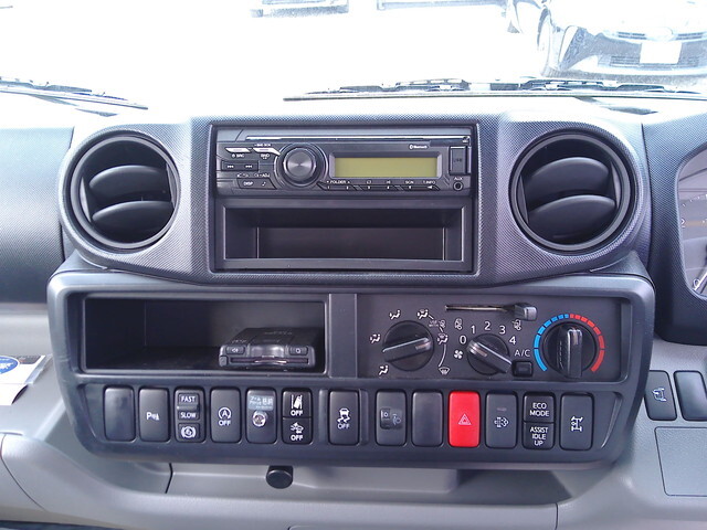 日野デュトロクレーン4段小型（2t・3t）[写真29]