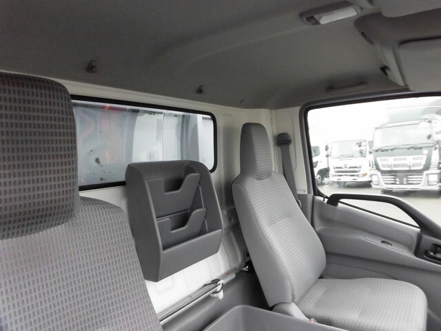 日野デュトロアルミウイング小型（2t・3t）[写真17]