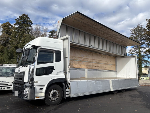 UDトラックスクオンアルミウイング大型（10t）[写真01]
