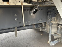 UDトラックスクオンアルミウイング大型（10t）[写真33]