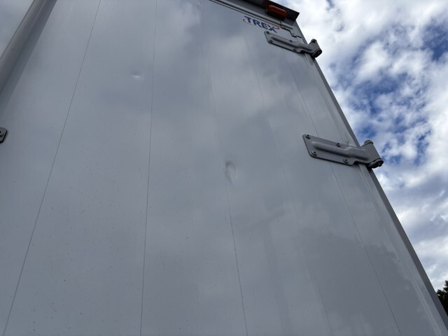 UDトラックスクオンアルミウイング大型（10t）[写真39]