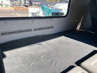 UDトラックスクオントレーラーヘッド（トラクターヘッド）大型（10t）[写真20]