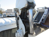 三菱ふそうファイタークレーン3段中型（4t）[写真31]