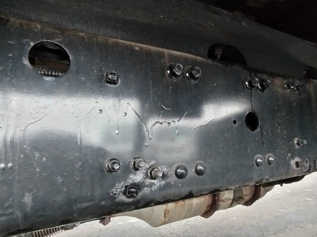 三菱ふそうファイターアルミブロック中型（4t）[写真14]