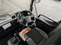 三菱ふそうファイターアルミブロック中型（4t）[写真22]