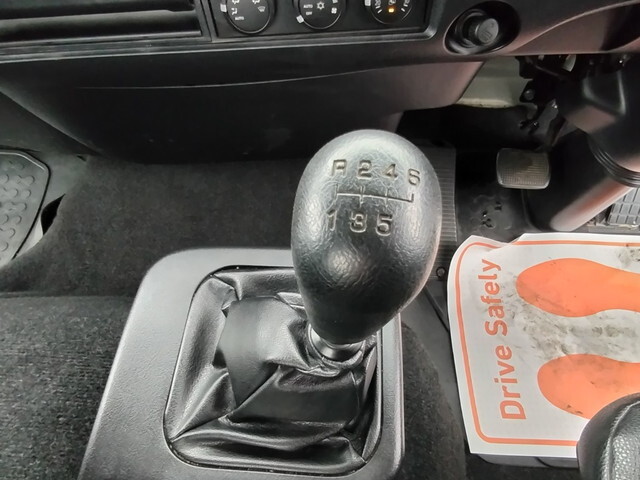 三菱ふそうファイターアルミブロック中型（4t）[写真23]