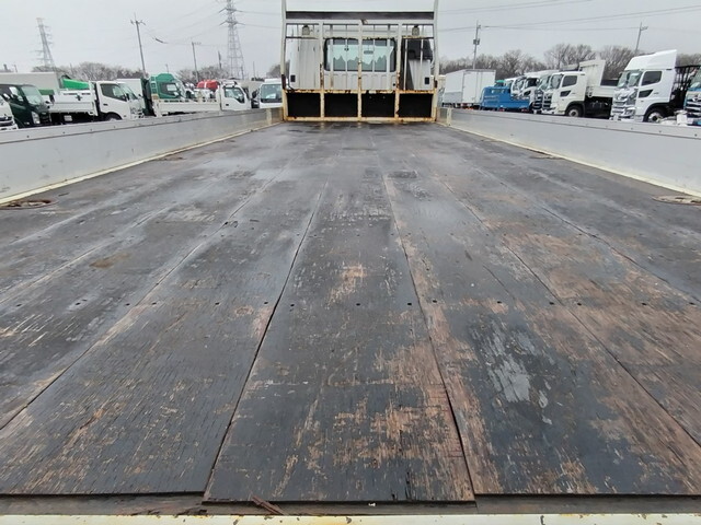 三菱ふそうファイターアルミブロック中型（4t）[写真07]