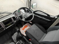 日野レンジャーアルミウイング中型（4t）[写真26]