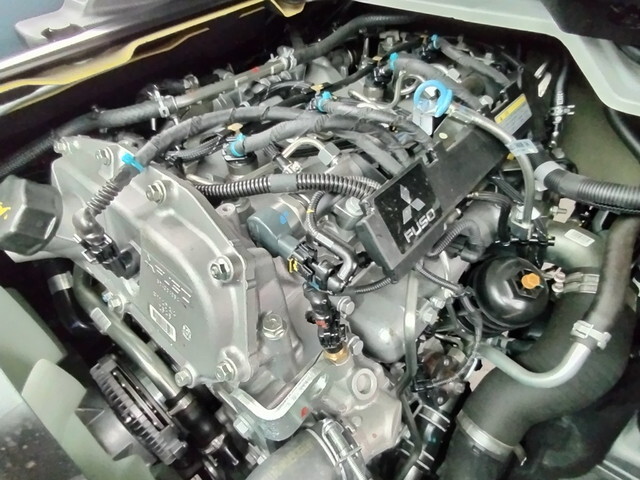 三菱ふそうキャンターダブルキャブ（Wキャブ）小型（2t・3t）[写真13]