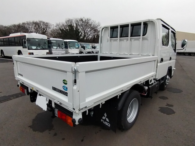 三菱ふそうキャンターダブルキャブ（Wキャブ）小型（2t・3t）[写真04]