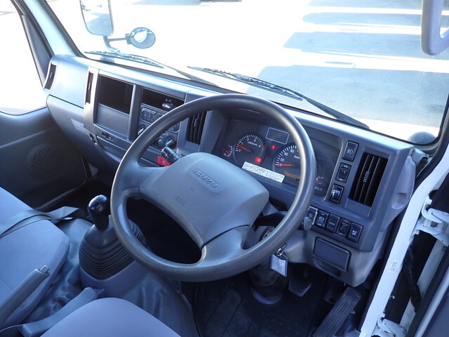 いすゞエルフ平ボディ小型（2t・3t）[写真31]