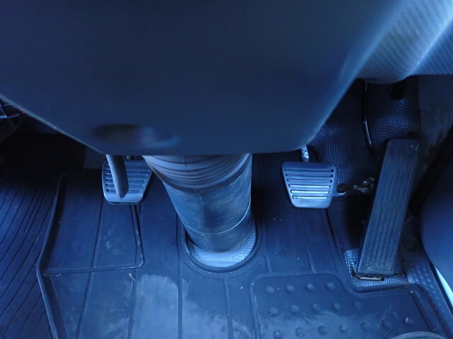 いすゞエルフ平ボディ小型（2t・3t）[写真33]