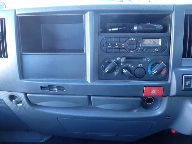 いすゞエルフ平ボディ小型（2t・3t）[写真34]