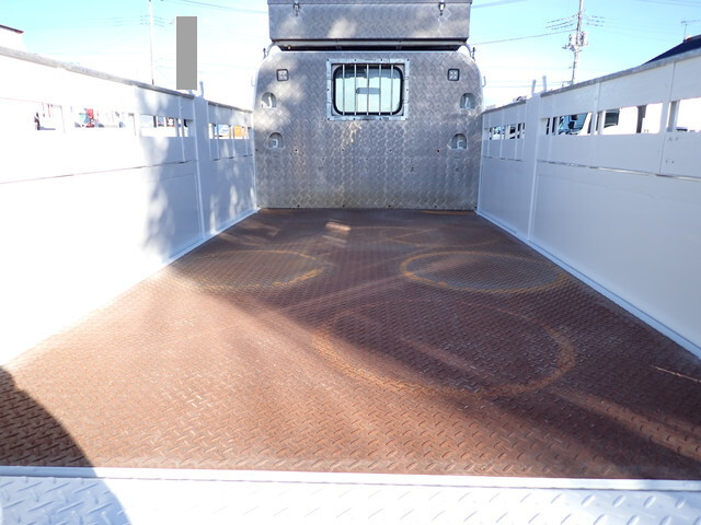 いすゞエルフ平ボディ小型（2t・3t）[写真09]