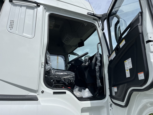 三菱ふそうグレートトレーラーヘッド（トラクターヘッド）大型（10t）[写真14]