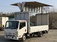 いすゞエルフアルミウイング小型（2t・3t）[写真01]