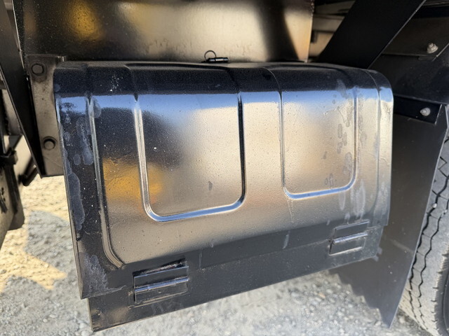 いすゞエルフアルミウイング小型（2t・3t）[写真26]