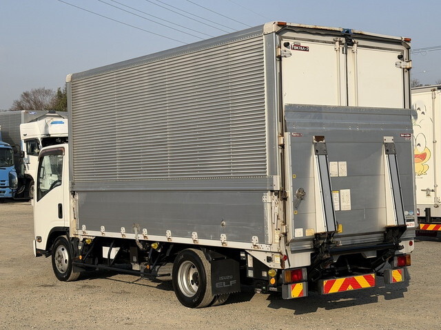 いすゞエルフアルミウイング小型（2t・3t）[写真04]