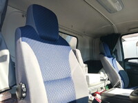 いすゞフォワードアルミウイング中型（4t）[写真23]