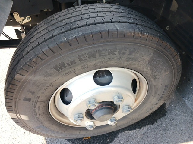 いすゞフォワードアルミウイング中型（4t）[写真36]