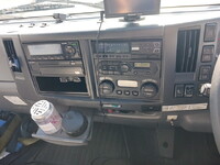 いすゞフォワードアルミウイング中型（4t）[写真26]