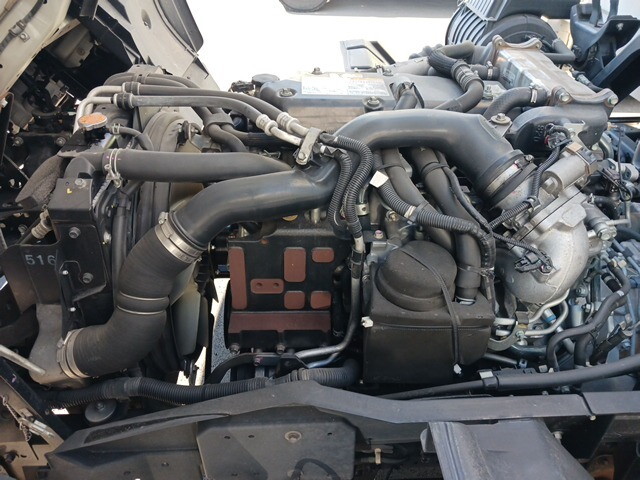 いすゞフォワードアルミウイング中型（4t）[写真30]