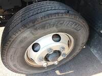 いすゞフォワードアルミウイング中型（4t）[写真40]