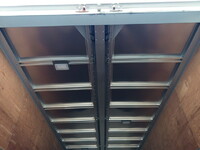 いすゞフォワードアルミウイング中型（4t）[写真09]