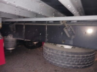 いすゞギガアルミウイング大型（10t）[写真12]