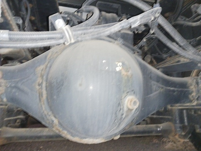 いすゞギガアルミウイング大型（10t）[写真12]