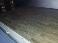 いすゞギガアルミウイング大型（10t）[写真16]