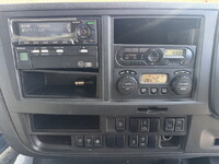 いすゞギガアルミウイング大型（10t）[写真36]