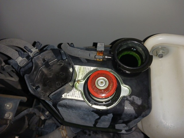 いすゞギガアルミウイング大型（10t）[写真36]