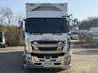 いすゞギガアルミウイング大型（10t）[写真06]