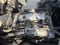 いすゞギガアルミウイング大型（10t）[写真20]