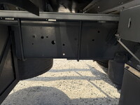 いすゞギガアルミウイング大型（10t）[写真32]