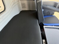 いすゞギガアルミウイング大型（10t）[写真40]