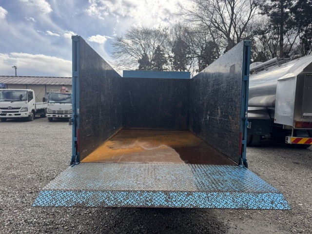 三菱ふそうキャンター深ダンプ（土砂禁ダンプ）小型（2t・3t）[写真08]