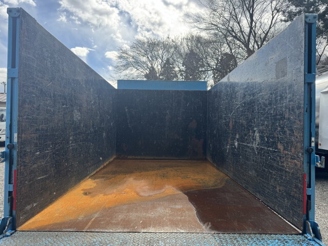 三菱ふそうキャンター深ダンプ（土砂禁ダンプ）小型（2t・3t）[写真09]