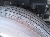 いすゞフォワードコンテナ専用車中型（4t）[写真13]