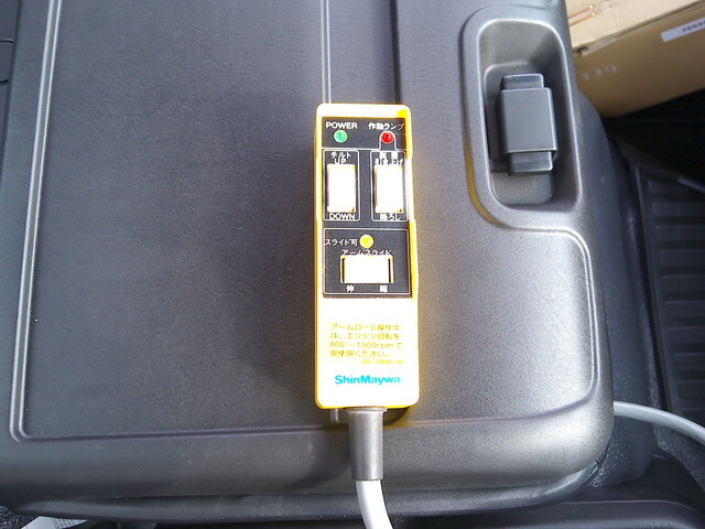 いすゞフォワードコンテナ専用車中型（4t）[写真30]